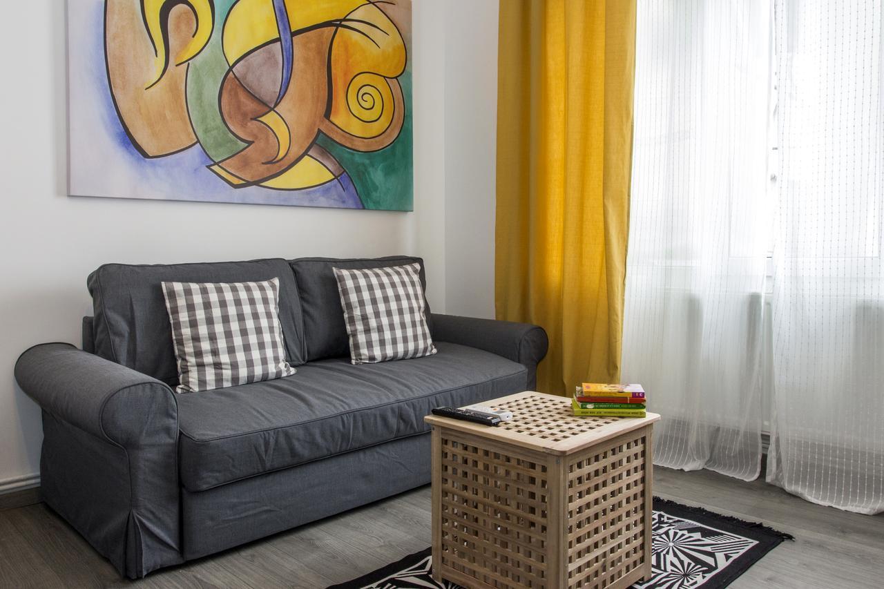 Premium Apartment By Mrg Apartments ブカレスト エクステリア 写真