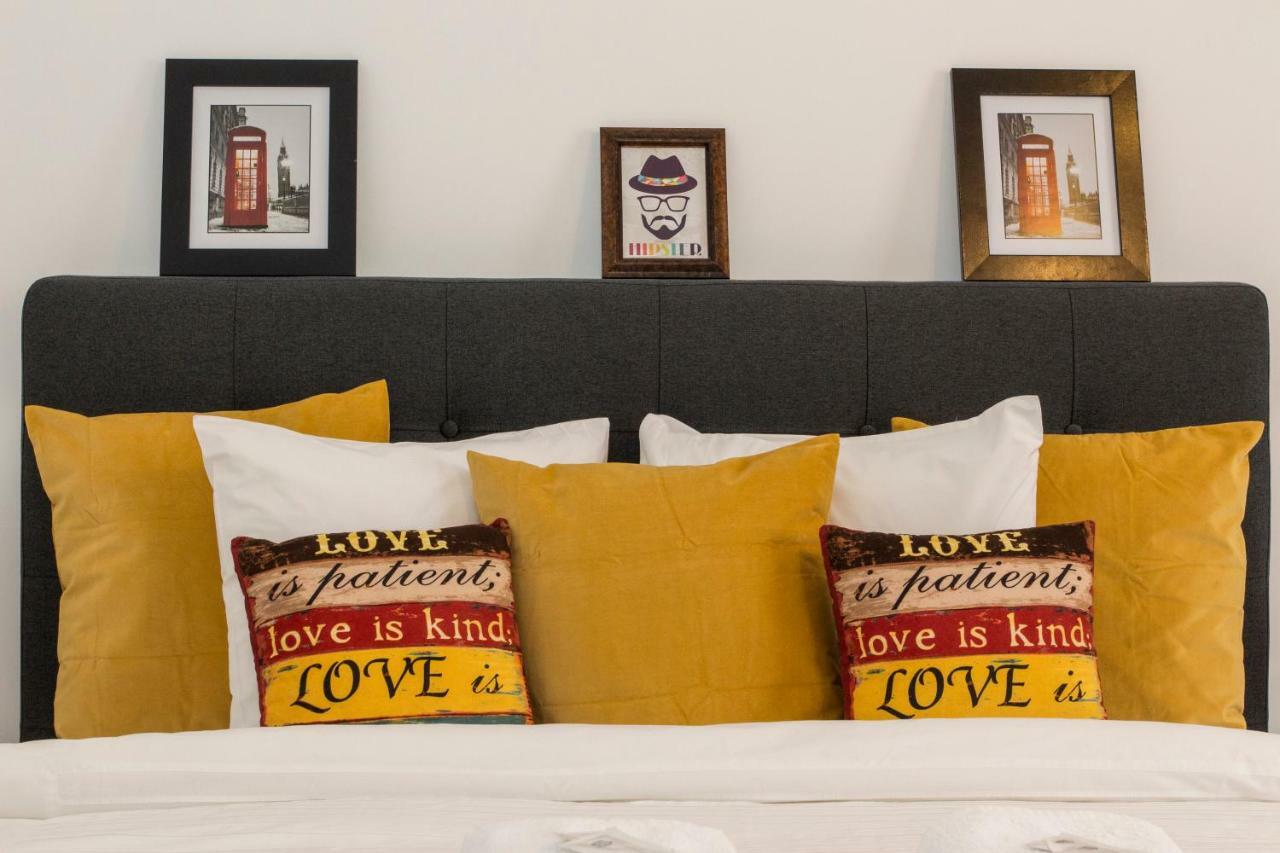 Premium Apartment By Mrg Apartments ブカレスト エクステリア 写真