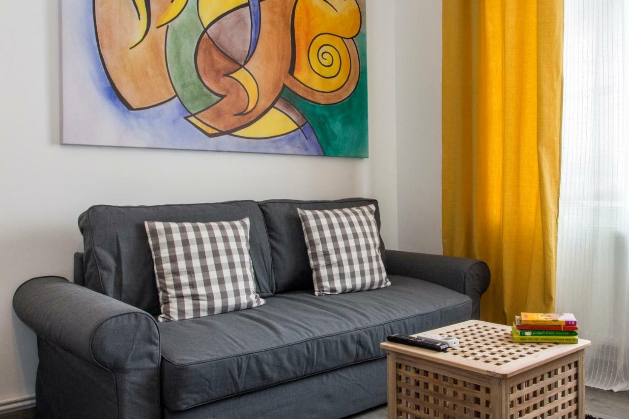 Premium Apartment By Mrg Apartments ブカレスト エクステリア 写真